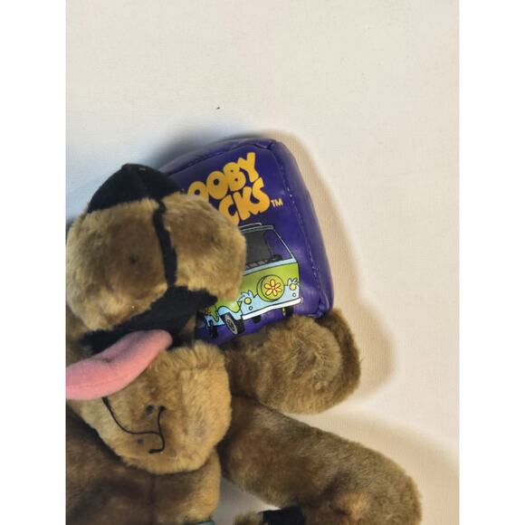 18” Cartoon Network Scooby Doo Plush Holding Scooby Snacks Play By Play 2002 - Picture 2 of 9